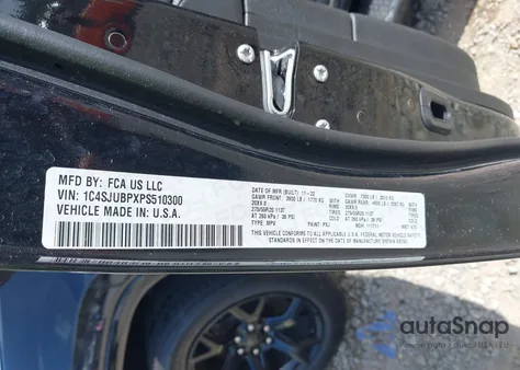 2023 Jeep Wagoneer Series Ii Carbide 4X2 z USA, uszkodzony, nr VIN 1C4SJUBPXPS510300